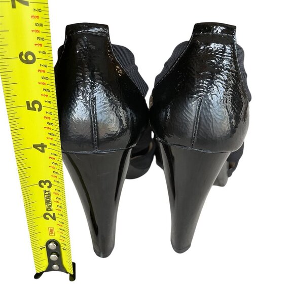 MICHAEL Michael Kors Berkley T-Strap 4" Heel, Size 9 - Picture 10 of 11